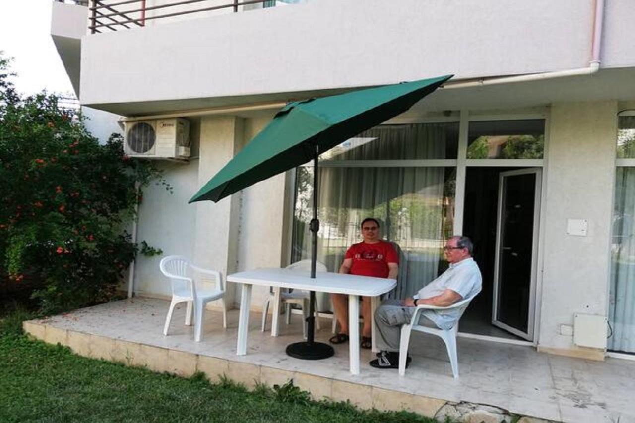 Yves 2 Bed Apart At Sun Village Sunny Beach Not Far Away From The Sea Exteriér fotografie