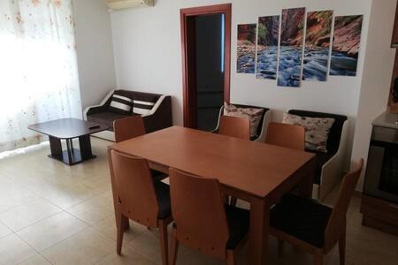 Yves 2 Bed Apart At Sun Village Sunny Beach Not Far Away From The Sea Exteriér fotografie