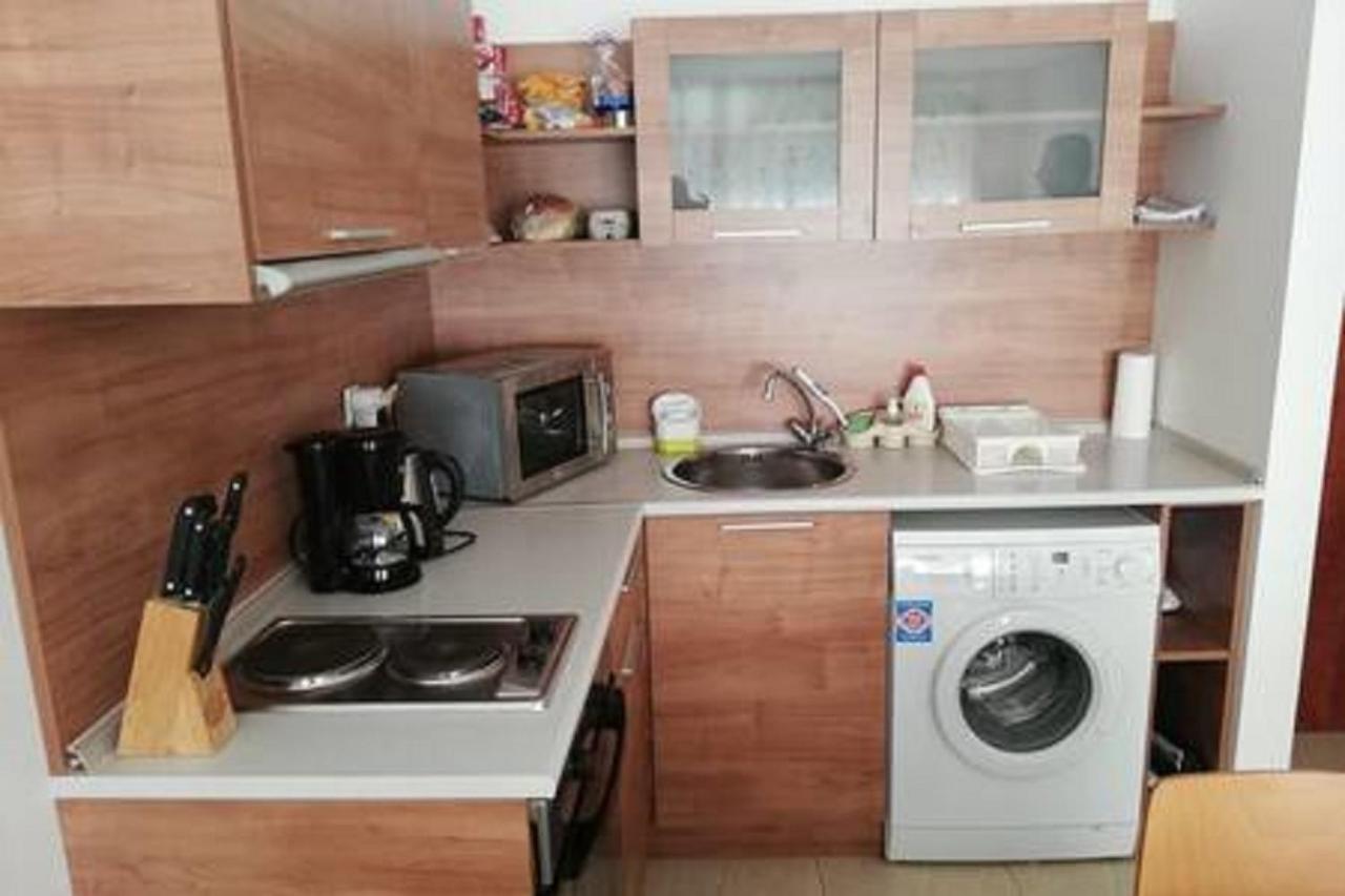 Yves 2 Bed Apart At Sun Village Sunny Beach Not Far Away From The Sea Exteriér fotografie