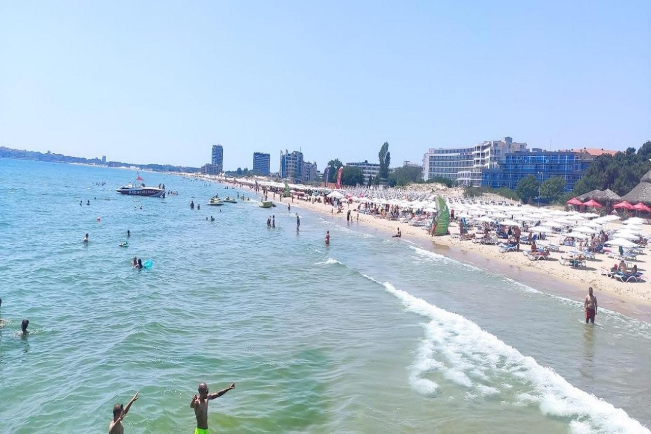 Yves 2 Bed Apart At Sun Village Sunny Beach Not Far Away From The Sea Exteriér fotografie