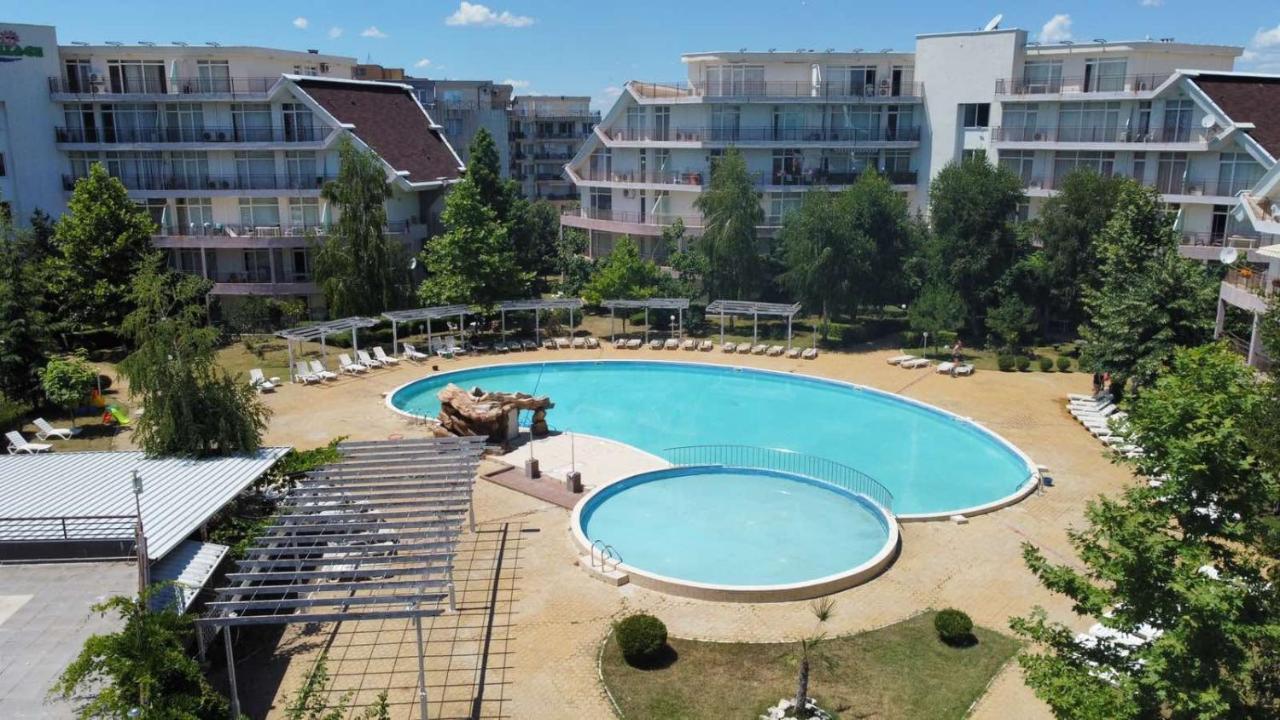 Yves 2 Bed Apart At Sun Village Sunny Beach Not Far Away From The Sea Exteriér fotografie